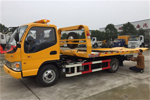 秀屿哪里有拖车服务