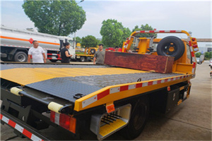 秀屿附近拖车电话号码服务